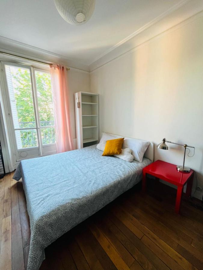 Beautiful Apartment With Balcony Paris Exterior foto